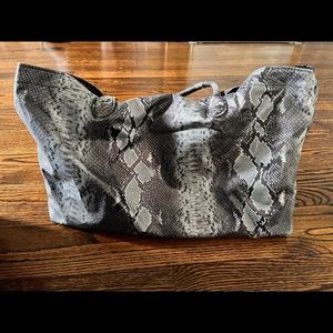 Shoulder bag faux leather piton